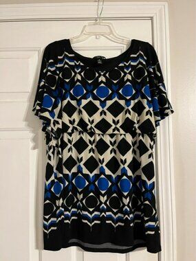 Geometric Print Flutter Sleeve Tunic in Blue, Black & White